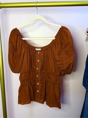 Earthbound tiered top